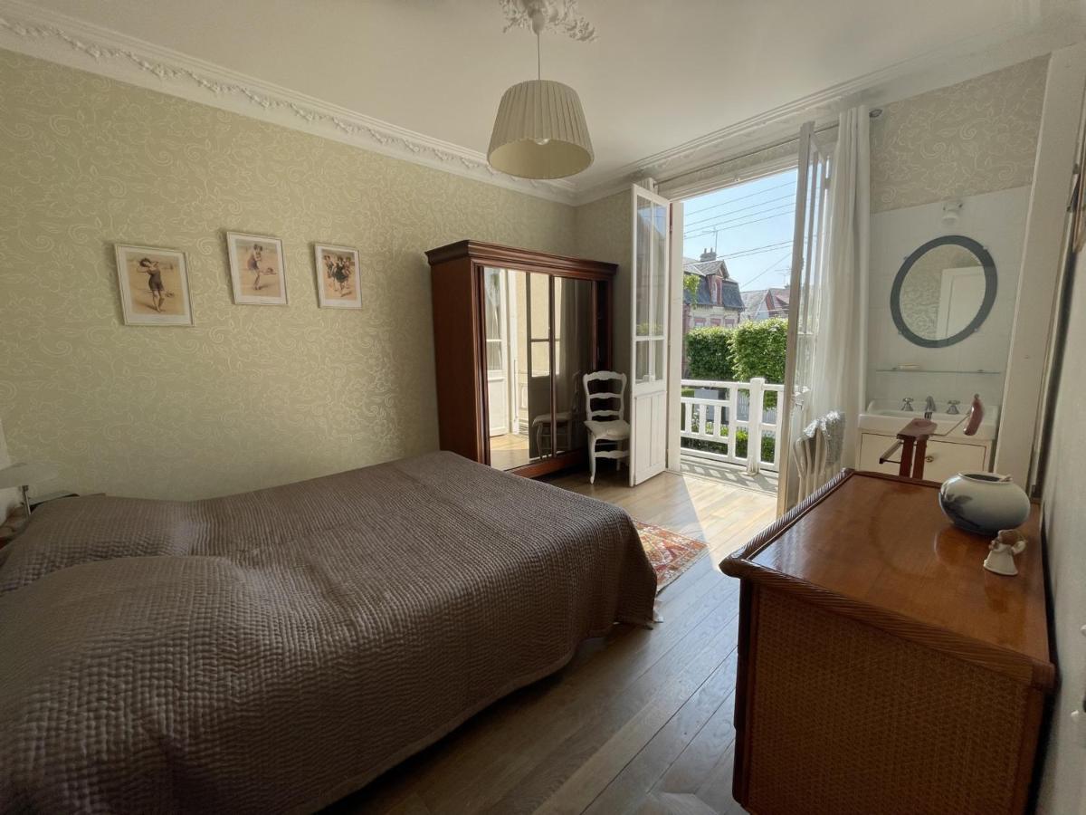 Villa Spacieuse A Cabourg, 200M Plage, Jardin, 5 Chambres, Parking, Menage Inclus - Fr-1-487-359 外观 照片
